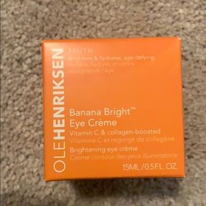 Banana Bright eye cream